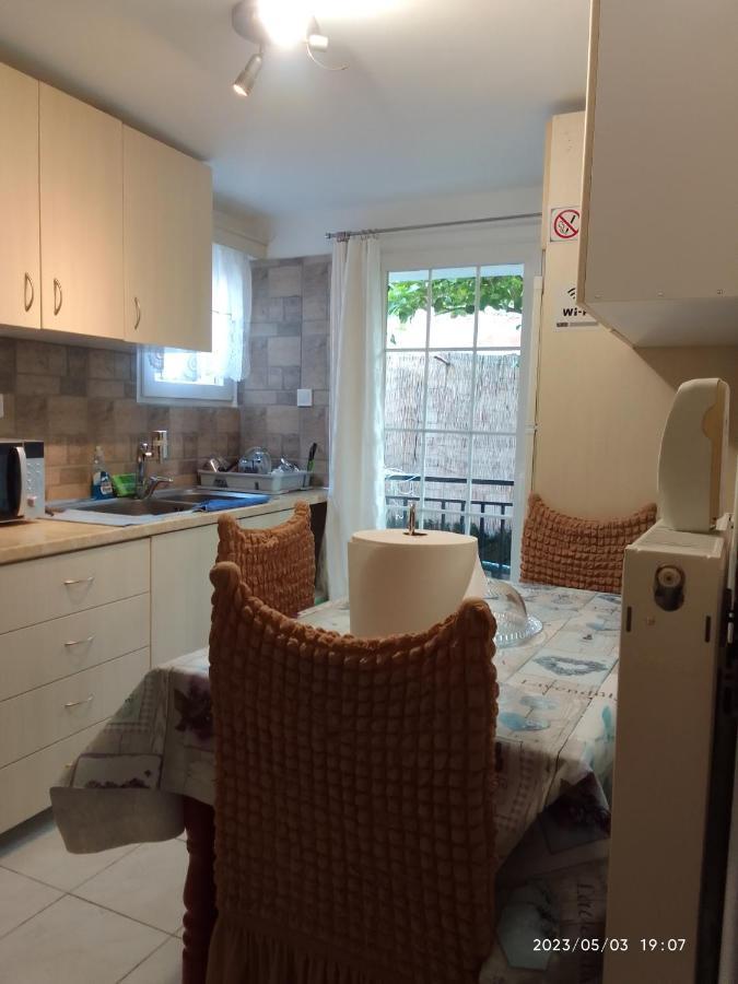Pórto RáftiAntonia Family House Near Airportアパートメント エクステリア 写真