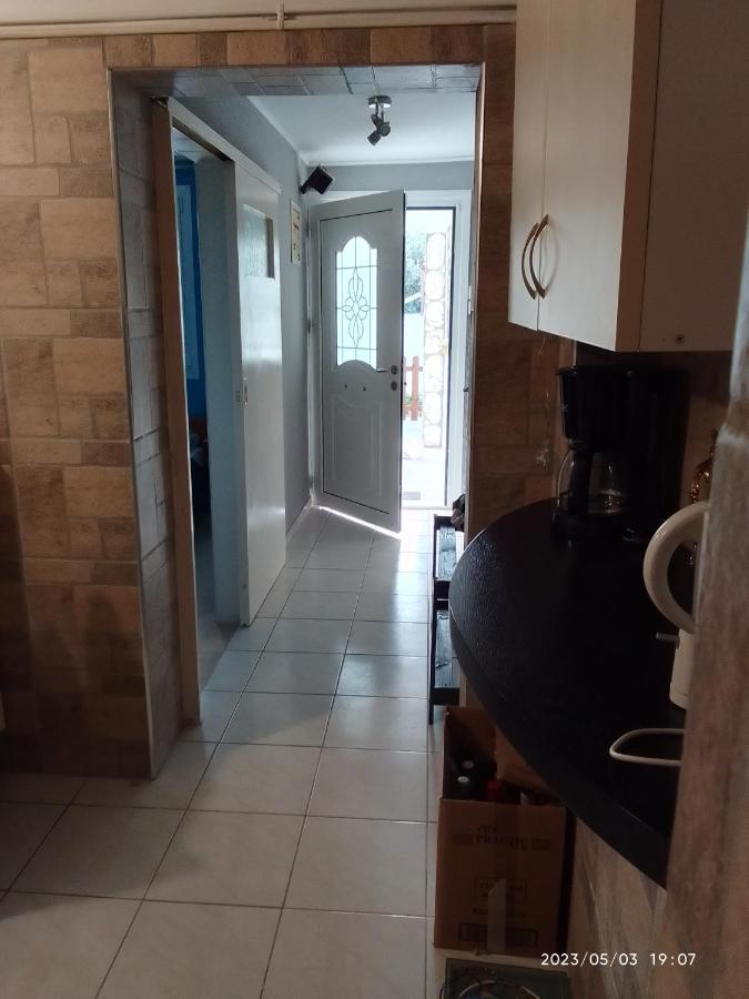 Pórto RáftiAntonia Family House Near Airportアパートメント エクステリア 写真